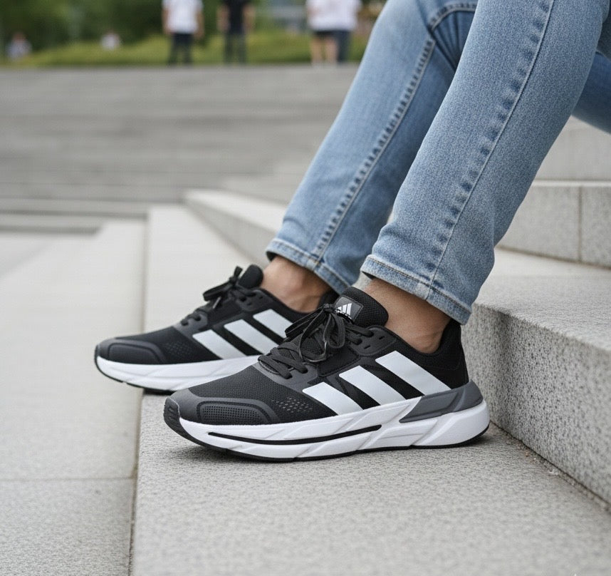 𝐏𝐫𝐞𝐦𝐢𝐮𝐦 (𝐒𝐨𝐜𝐤𝐬 ফ্রি) Branded Ultra-Premium Quality Imported Sneakers (395)