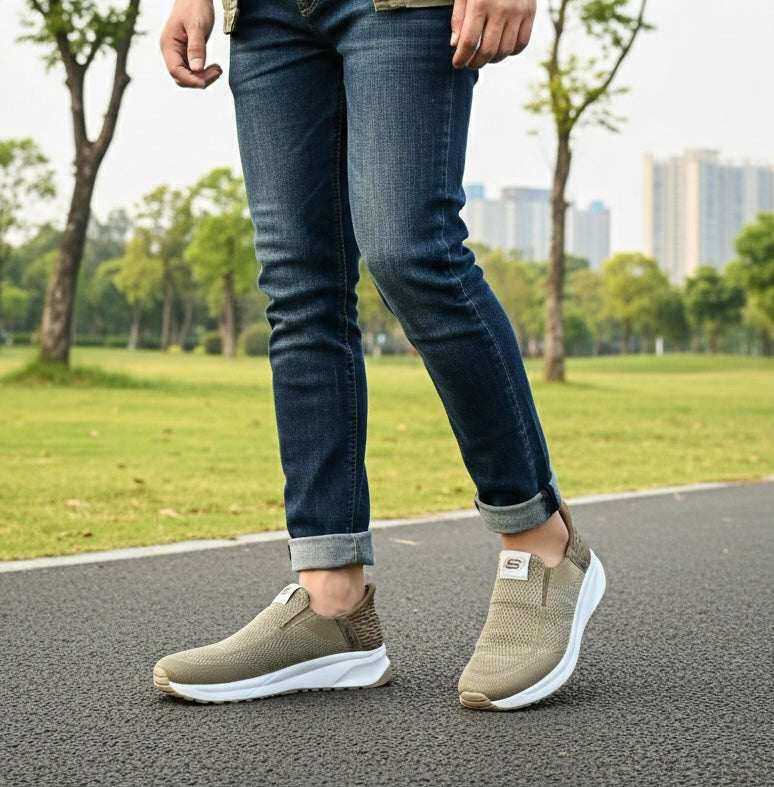 (Socks ফ্রি) Easy Slip-On Ultra Soft Comfortable Skechers Collection (423)