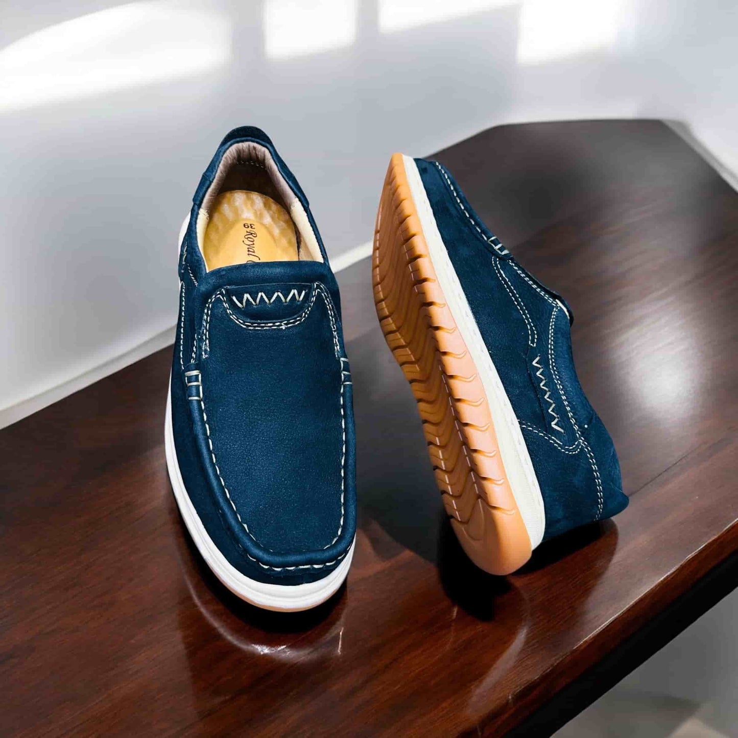 Black Color Royal Cobra Cow Leather Loffer (L-292)