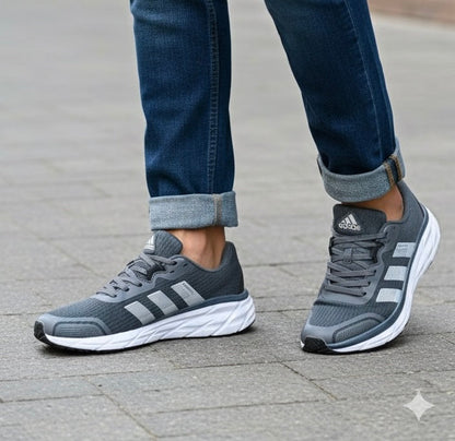 Super Premium Quality Branded Sneaker (390)