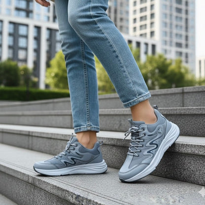 Super Premium Quality Branded Sneaker (389)