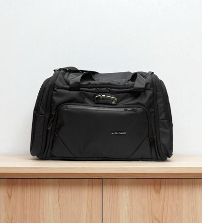 Family Size 24–28" Inch Arctic Hunter Travel Bag (M-111)