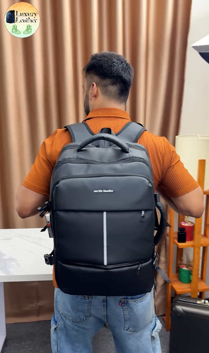 New Arrivals Arctic Hunter Backpack Model 93