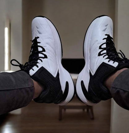 Red Tape Super Premium Export Quality Trendy Sneaker (S-305)